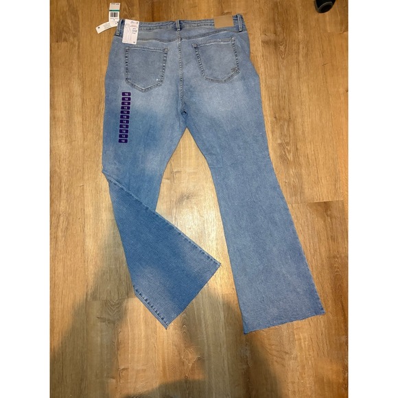 Seven 7 Jeans Womens 16 Flare Slim Light Blue High Distressed Felicity NEW - Picture 6 of 6